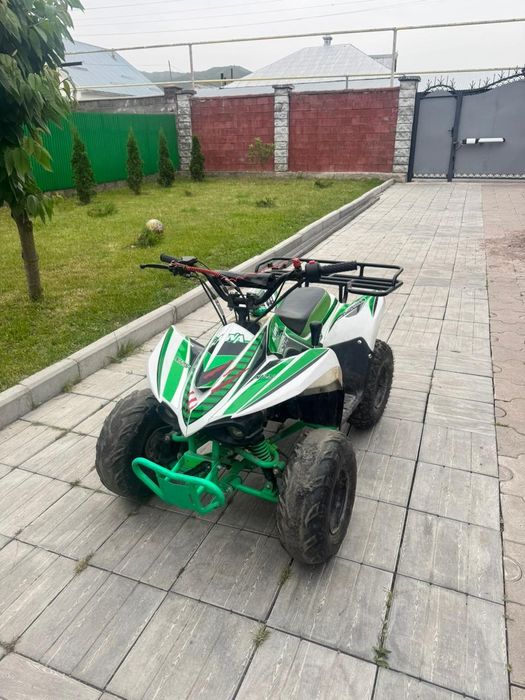 Продам квадроцыкл