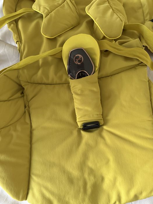 Cybex Platinum Priam 3 шаси + тапицерия за седалка Mustard Yellow  + дъждобран