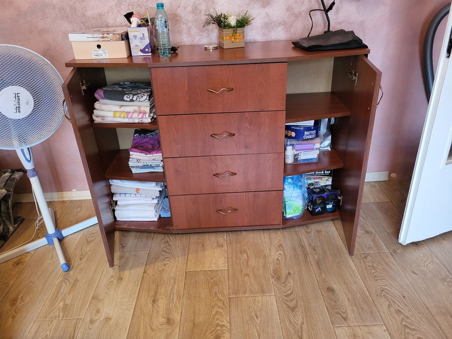 Канапе , спалня , скрин