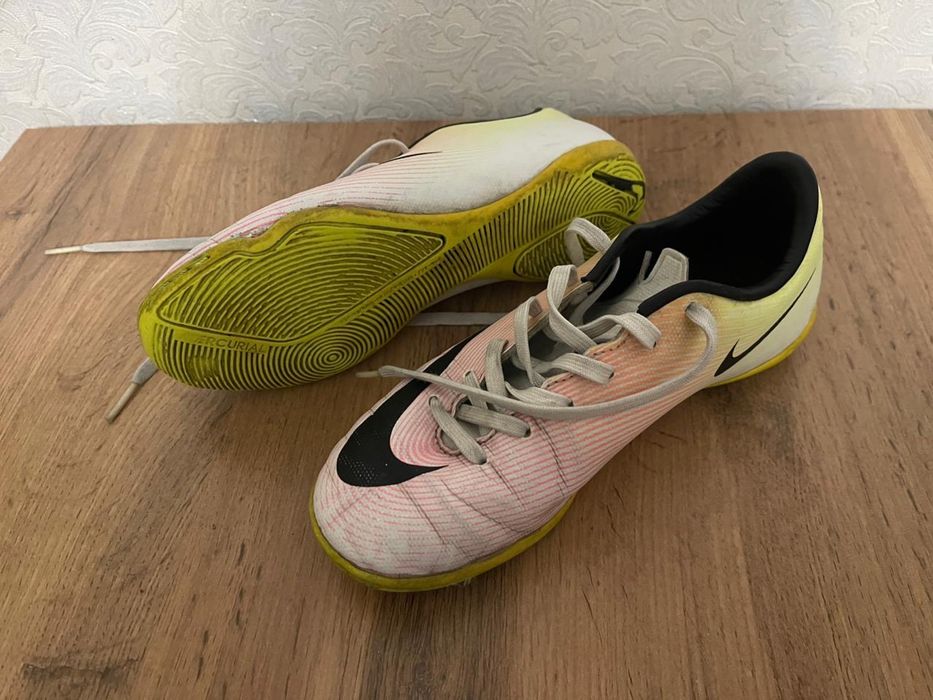 Сороконожки Nike
