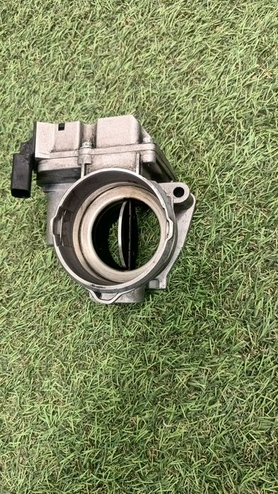 Clapeta accelerație Audi A4 B7/Audi A6 C6 2.0tdi BLB/BRE