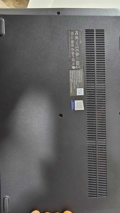 Lenovo IdeaPad / instalat Macos Tahoe 26.2