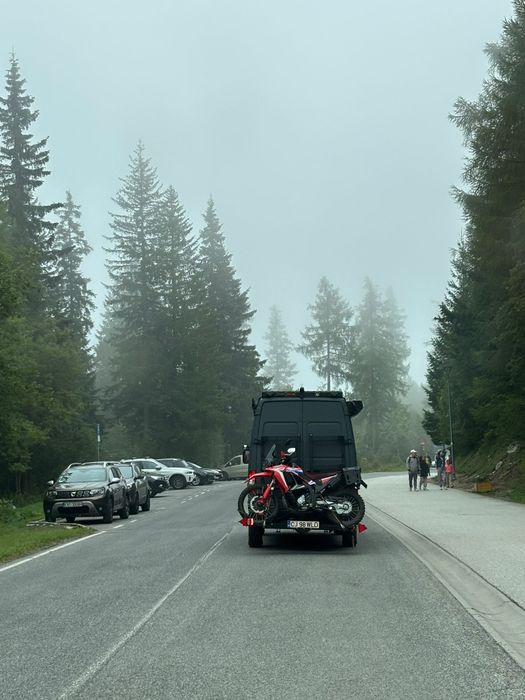Suport universal pentru motocicleta pe cârlig tip american