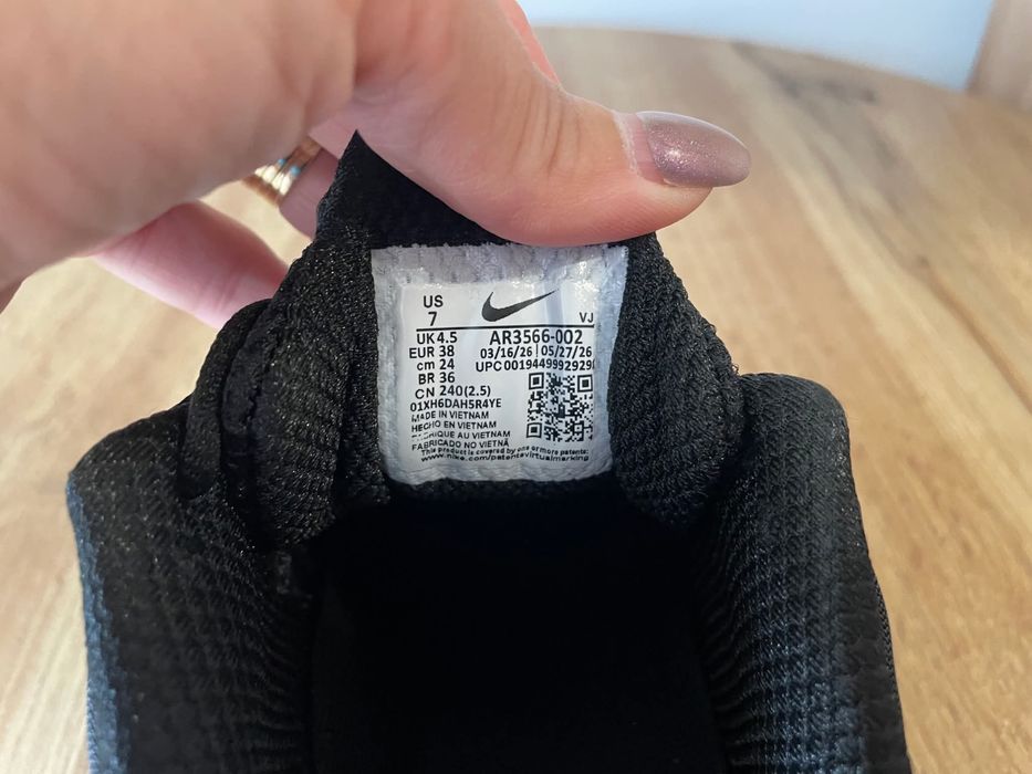 Adidasi NIKE Shox nr 39 - 43