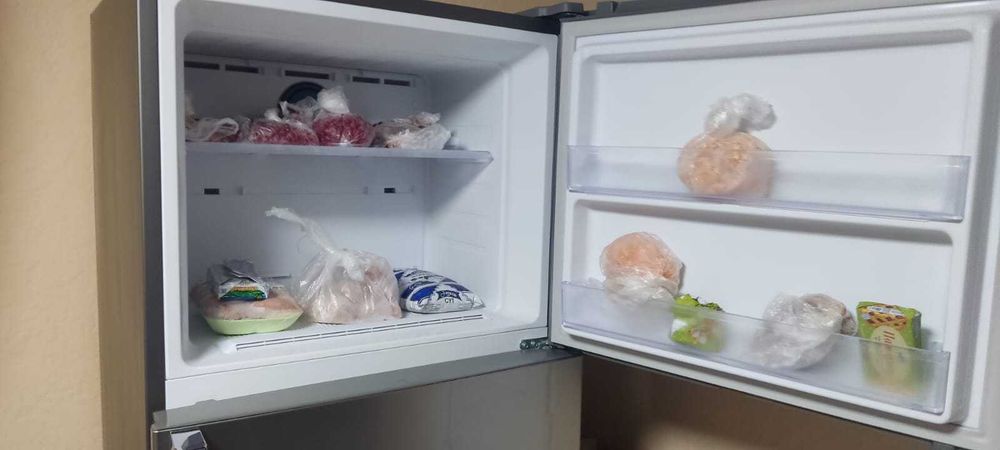 Продам холодильник Самсунг ноу фрост
