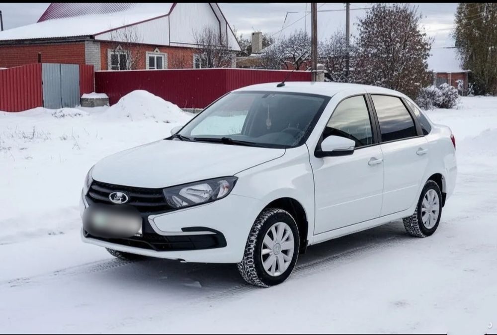 Гранта ФЛ 2021в отличном состоянии