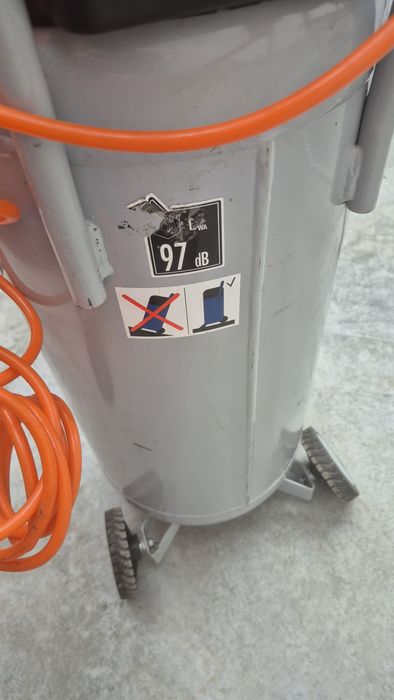 Compresor aer vertical 50l