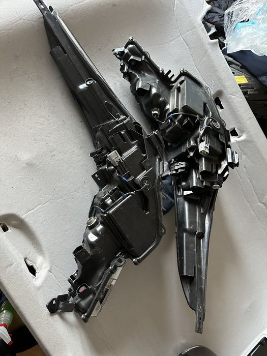 Faruri stânga dreapta fuul led toyota chr.81110-f4280-00.