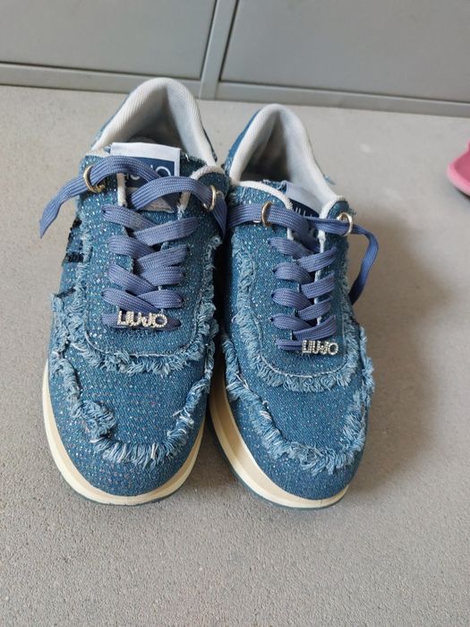 Дамски  ботуши love moschi и сникирси Ljo