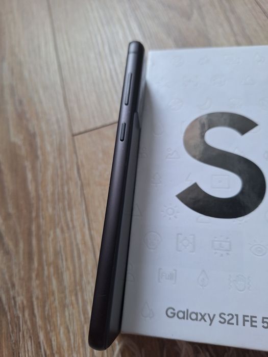 Samsung S21 FE 5G, 8/256 GB, Graphite, ca NOU, Snapdragon