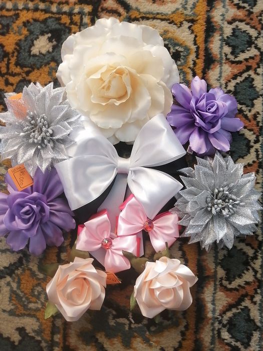 Праздничные заколки, бантики и брошки. Эксклюзив,ручная работа