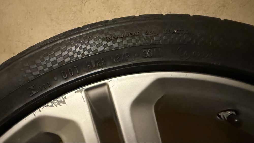 Janta originala Mallory 18” cu anvelopa vara 235/40/R18