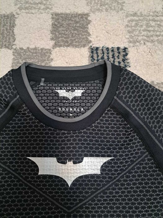 Продавам НОВА тениска YOUNGLA, M размер, черна