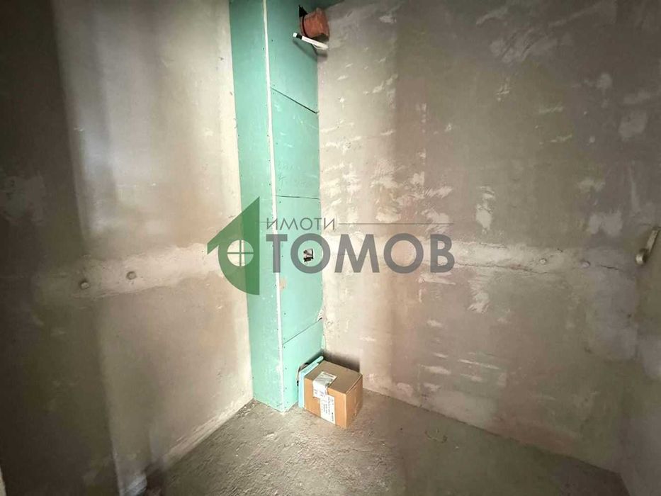 Продава се Тристаен апартамент в Шумен, Пазара - 131 кв.м за 1168 €/кв.м - Снимка #5