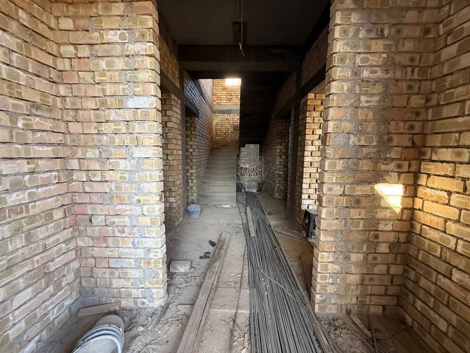 Продаётся дом коробка в Мирзо- Улугбекском районе