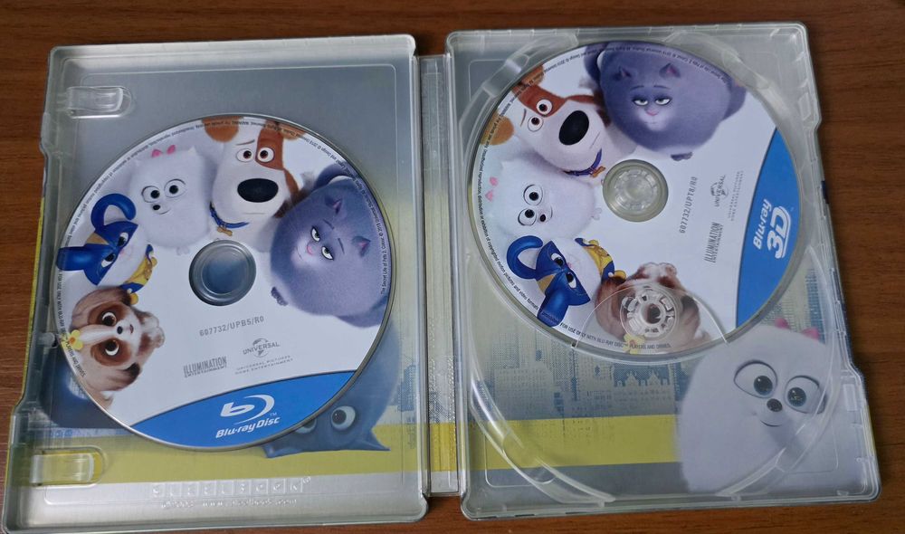 Vand set 2 steelbook-ri The Secret Life of Pets 1 si 2, bluray 3D+2D