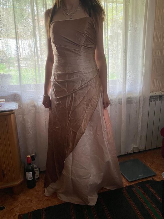 Бална рокля размер S/ M