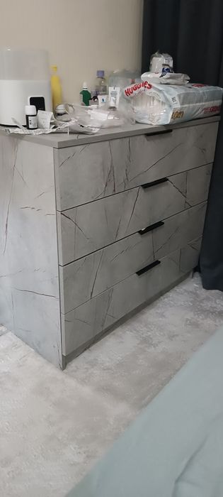 Продам шкаф,комод