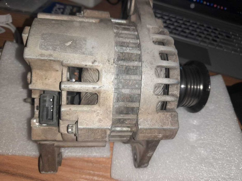 Генератор Нексия 2 гарантированно работает.Holati yaxshi