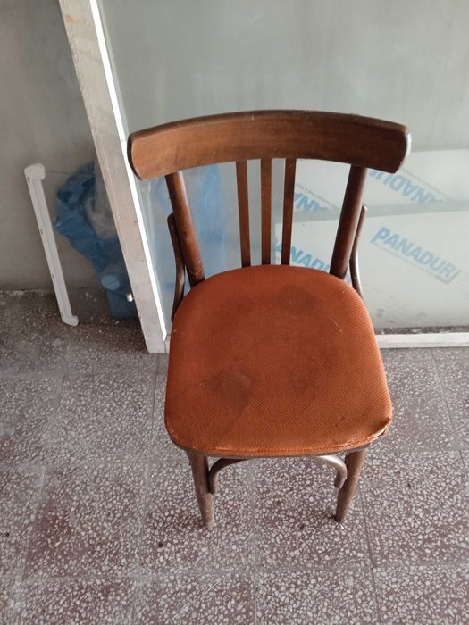 Виенски столове30 лева
