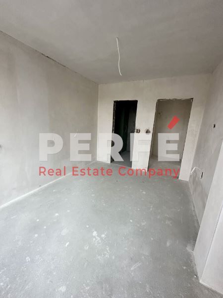 Продава се Тристаен апартамент в Бургас, Сарафово - 155 кв.м за 1059 €/кв.м - Снимка #5