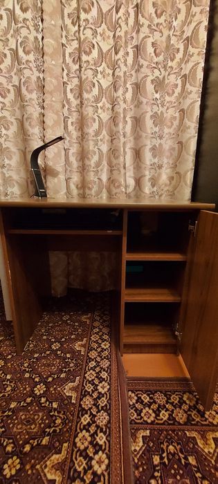 Стол письменный ЛДСП