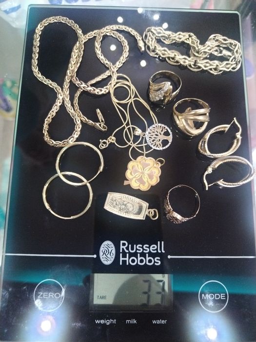 Комплект златни 14 карата ланец, колие, медалион, обеци, висулка, пръс