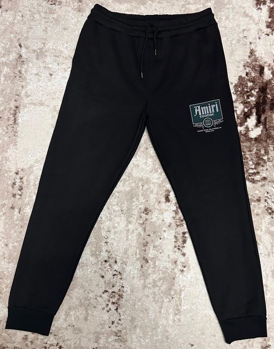 Vând compleu nou de bărbați Amiri