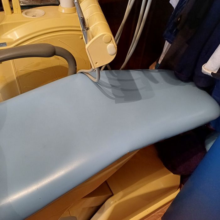 Стоматологическое кресло