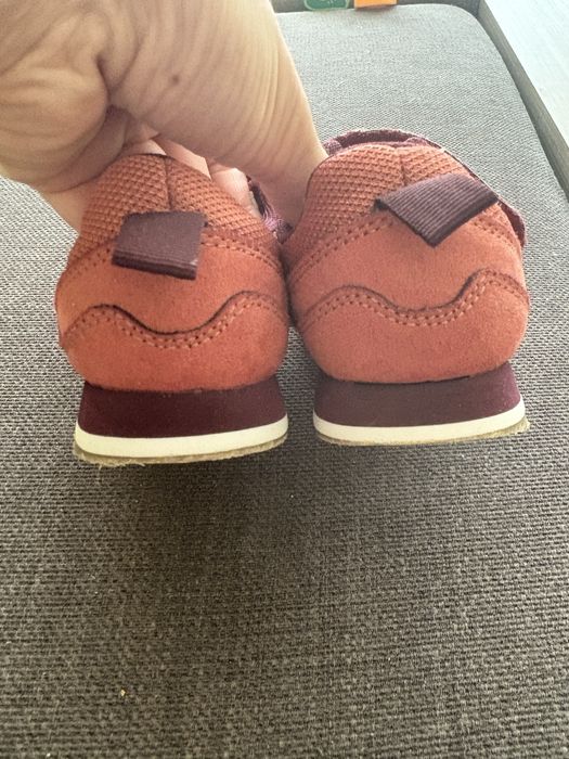 Маратонки hm за момиче