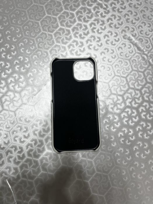 Чехол на айфон 15