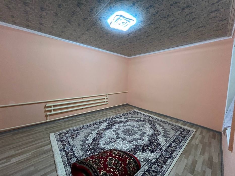 Сдается 3х комнатный ДОМ 
С обстановкой 
В горде Алмалыке