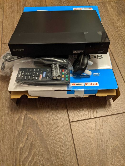 Sony Blu-Ray Disc DVD Player BDP-S3700