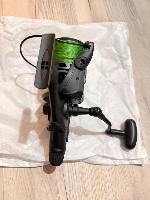 Катушка рыболовная карповая  8000