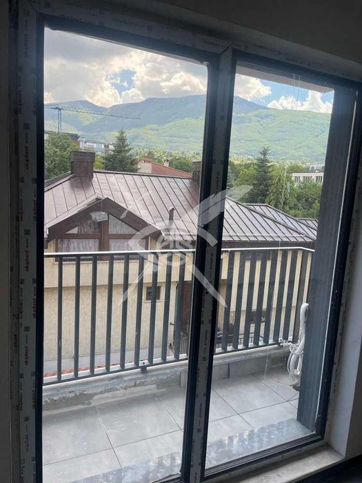 Продава се Тристаен апартамент в София, Кръстова вада - 125 кв.м за 2418 €/кв.м - Снимка #2