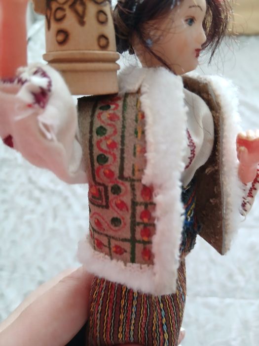 Figurina papusa taranca cu ulciorul fabricata in oradea