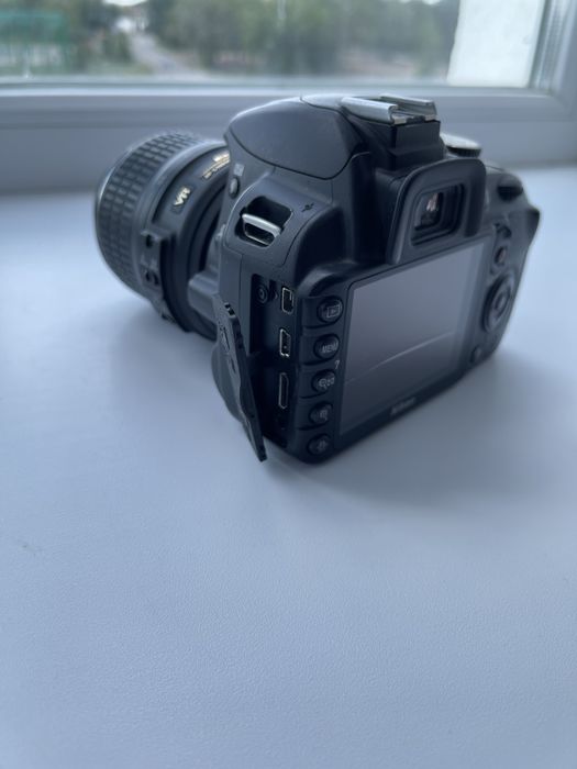 Фотоаппарат Nikon d3100 разбит дисплей