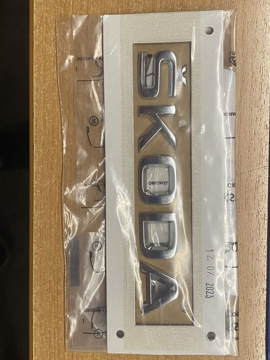 Inscripție SKODA (superb, octavia)