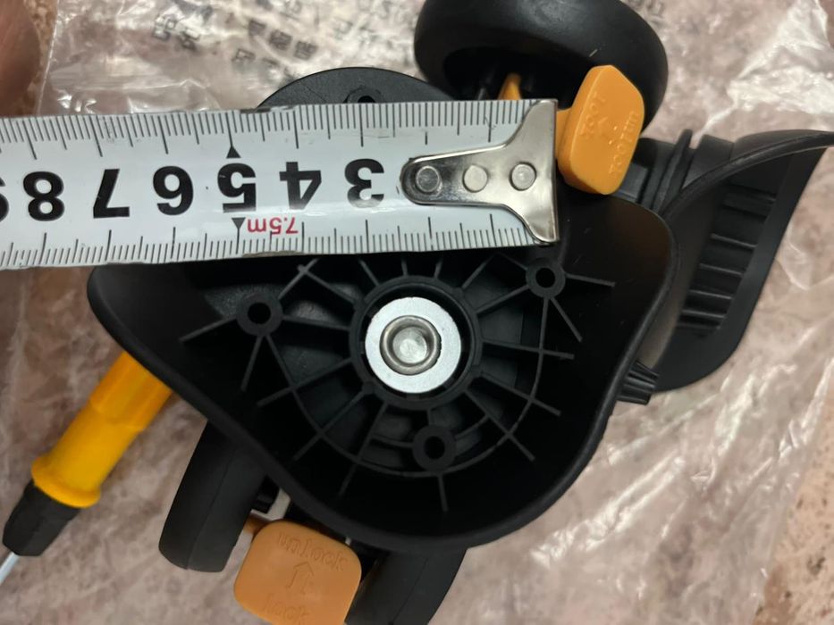 Продам колеса для чемодана