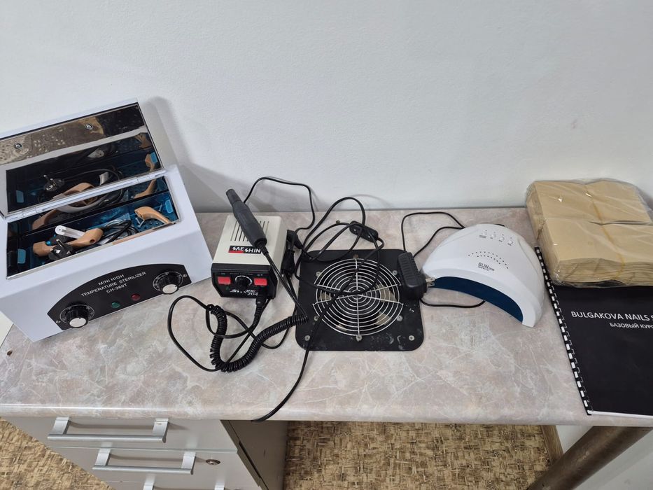 Продам все для маникюра