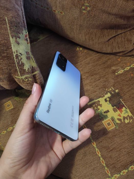 Продавам телефон Xiaomi redmi note 11 pro 5g