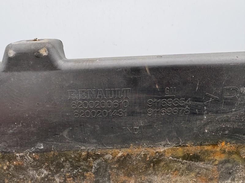 Bara spate Renault Trafic 2