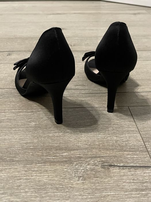 Вечерние босоножки