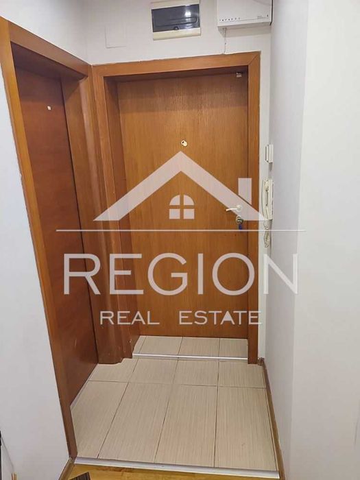 Дава се под наем Тристаен апартамент в Варна, Завод Дружба - 80 кв.м за 700 € - Снимка #13