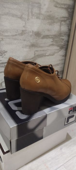 Продам демисезонные бательоны