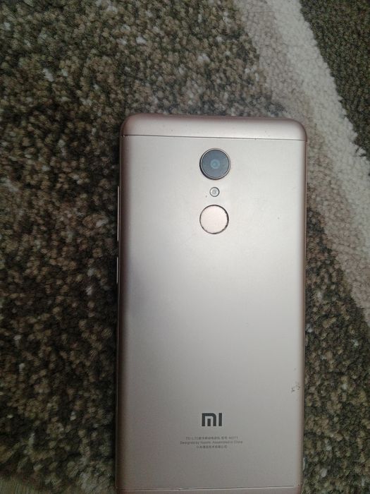 Продаётся телефон на запчасти