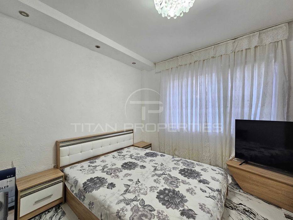 Продава се Тристаен апартамент в Асеновград - 70 кв.м за 1572 €/кв.м - Снимка #4