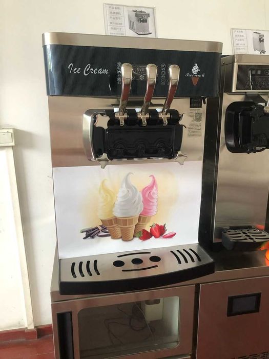 Masina de ingheata de blat profesionala cu 2 compresoare Embraco