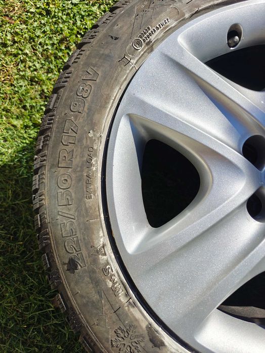 Jante Opel 17 + cauciucuri de iarna Tigar