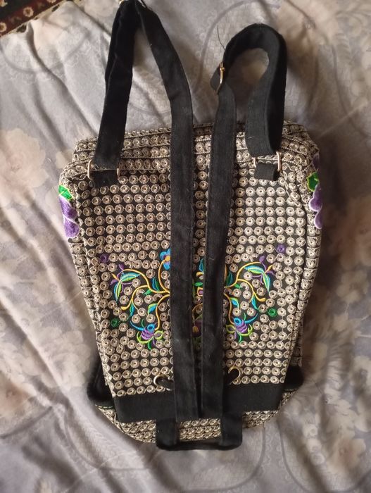 портфель/сумка в более узбекском/традиционном стиле